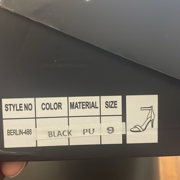 Fashion Nova heels 🆕 - Picture 5 of 5